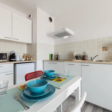 Apartment ꙭ Nowy Apartament Zebra Centrum Stare Miasto Bema *